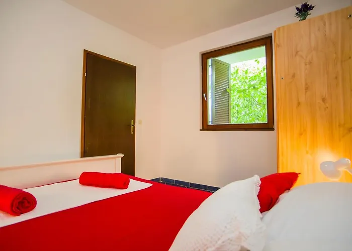 Adria Maja Apartmani Luka Dubrava